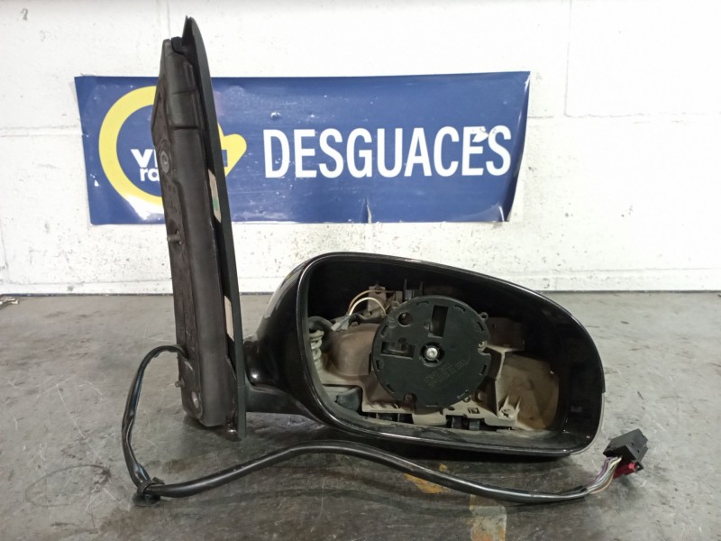 Recambio de retrovisor derecho para volkswagen touran (1t1) 2.0 tdi referencia OEM IAM ELECTRIC SIN CRISTAL 