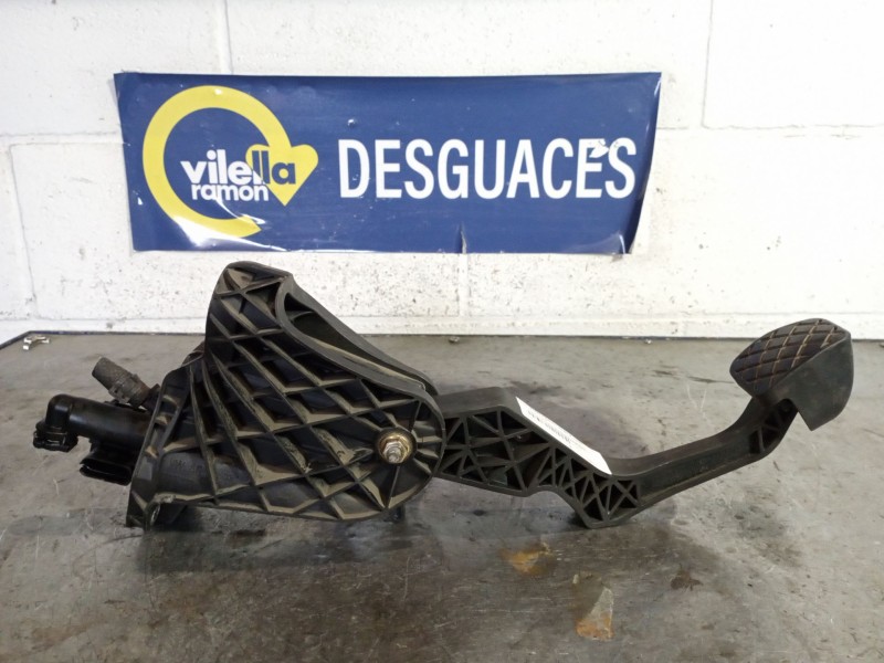 Recambio de pedal embrague para volkswagen touran (1t1) 2.0 tdi referencia OEM IAM 1T1721059AM  