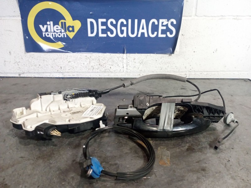 Recambio de cerradura puerta delantera izquierda para volkswagen scirocco 1.4 tsi 160 referencia OEM IAM 5N1837015A  