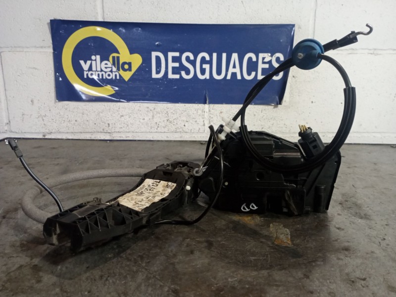 Recambio de cerradura puerta delantera derecha para volkswagen scirocco 1.4 tsi 160 referencia OEM IAM 5N1837016A  