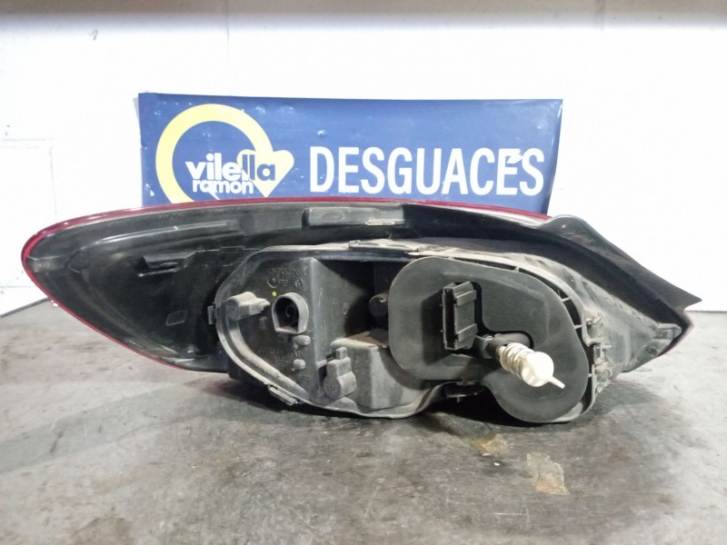 Recambio de piloto trasero derecho para volkswagen scirocco 1.4 tsi 160 referencia OEM IAM   