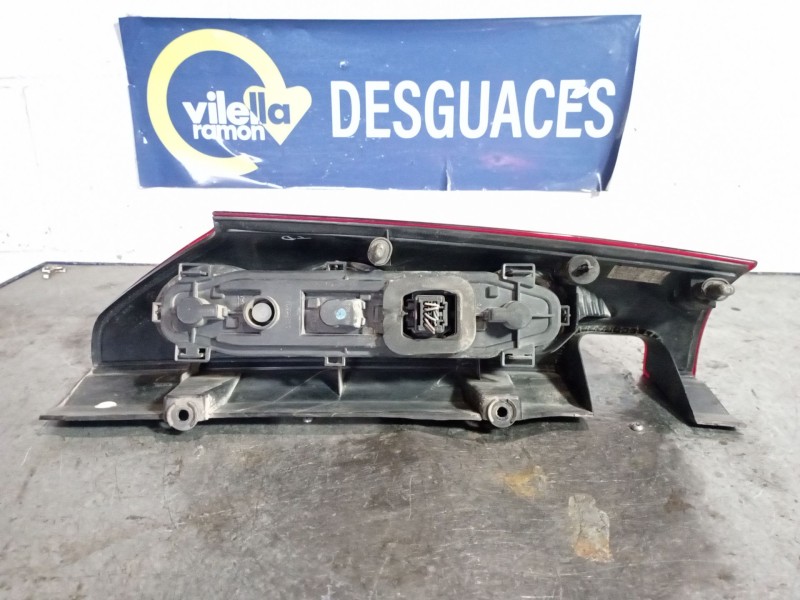 Recambio de piloto trasero derecho para renault kangoo profesional referencia OEM IAM   