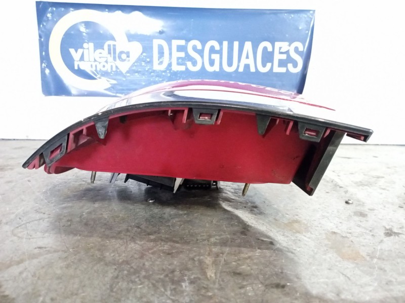 Recambio de piloto trasero izquierdo para audi a4 berlina (b5) 1.9 tdi referencia OEM IAM   