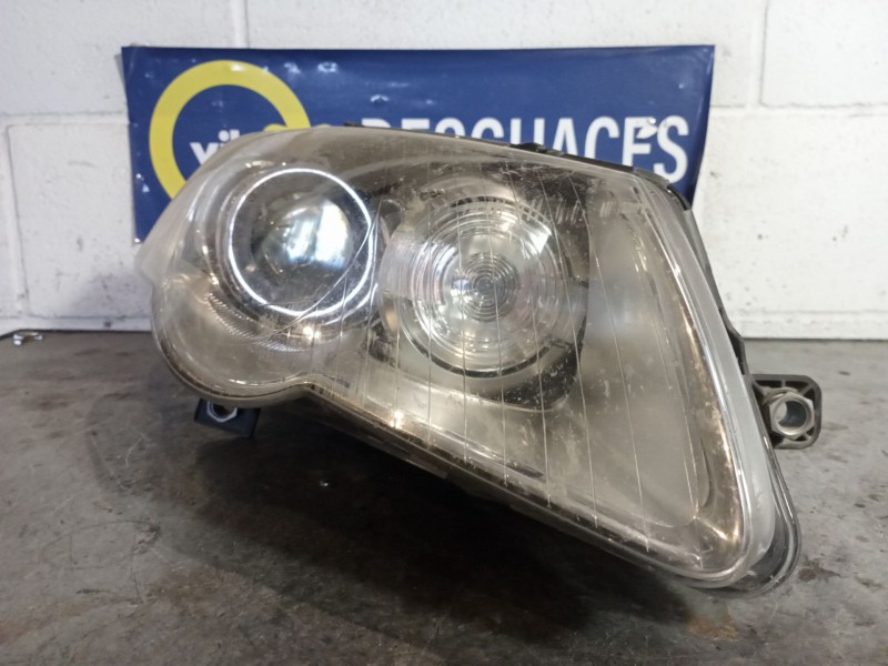 Recambio de faro derecho para volkswagen passat berlina (3c2) 2.0 tdi referencia OEM IAM XENON  