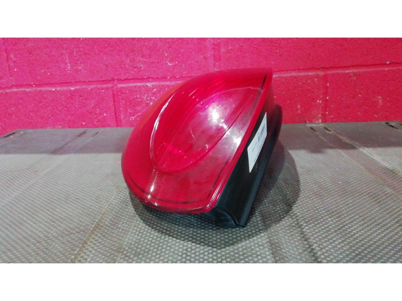 Recambio de piloto trasero derecho para toyota corolla (e11) referencia OEM IAM    Recambio de piloto trasero derecho para toyota corolla (e11) referencia OEM IAM