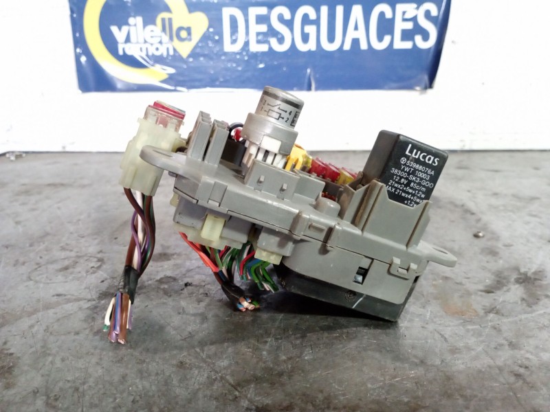 Recambio de caja reles fusibles para land rover discovery (salljg/lj) referencia OEM IAM 53900134A  