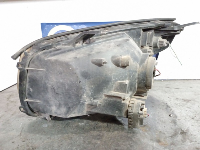 Recambio de faro derecho para toyota rav 4 (a2) 2.0 d-4d luna 4x4 referencia OEM IAM   