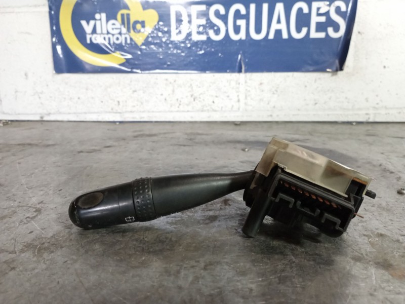 Recambio de mando limpia para toyota rav 4 (a2) 2.0 d-4d luna 4x4 referencia OEM IAM   
