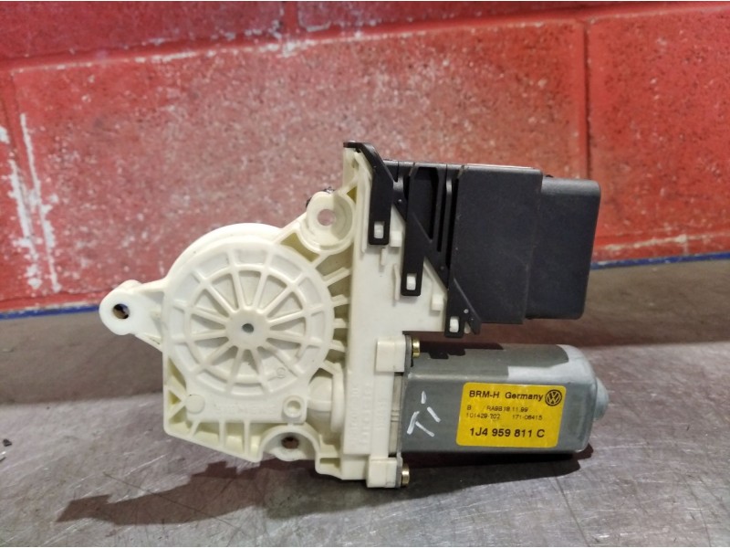 Recambio de motor elevalunas trasero izquierdo para volkswagen golf iv berlina (1j1) 1.9 tdi | 0.97 - ... 1.9 tdi | 0.97 - ... r