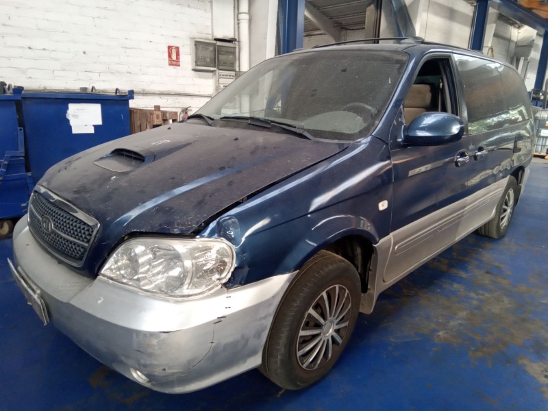 kia carnival del año 2004