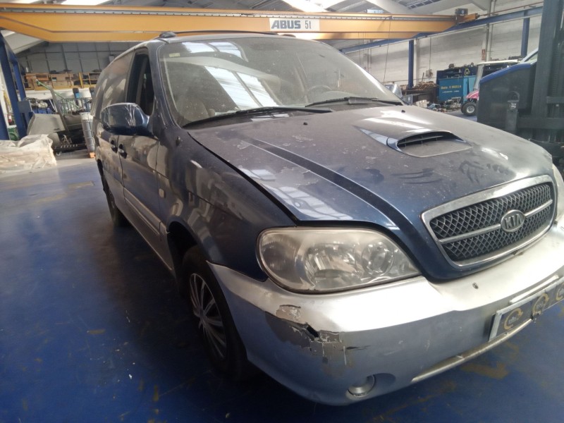 kia carnival del año 2004