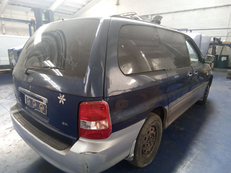 kia carnival del año 2004
