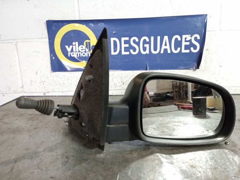 Recambio de retrovisor derecho para opel corsa 1.7d referencia OEM IAM MANUAL  