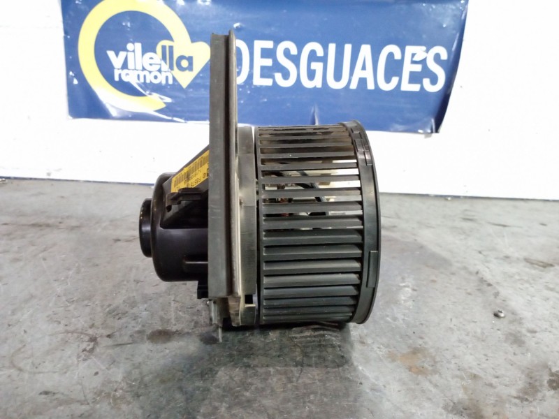 Recambio de motor calefaccion para volkswagen bora berlina (1j2) 1.6 16v referencia OEM IAM 1J1819021B F657877G 