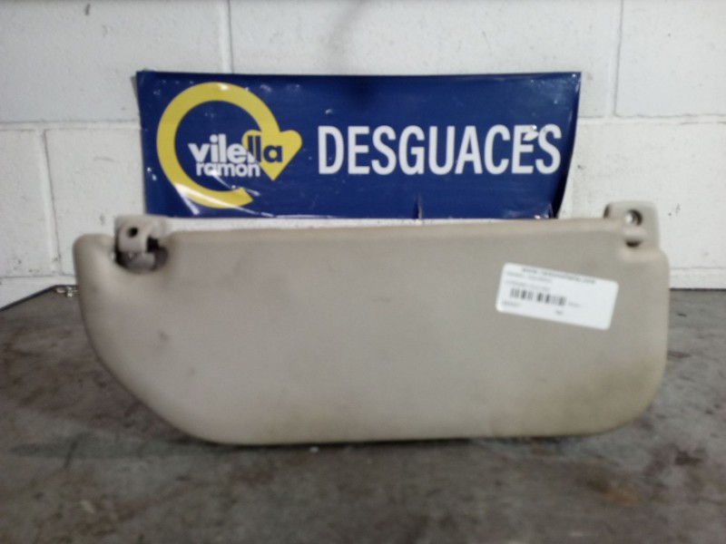 Recambio de parasol izquierdo para citroen c3 1.4 hdi 16v exclusive referencia OEM IAM   