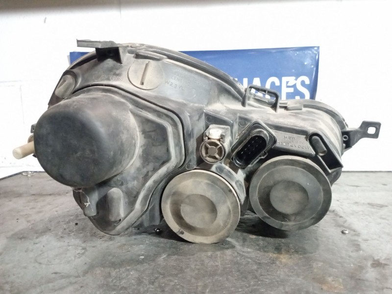 Recambio de faro izquierdo para volkswagen polo (9n1) 1.9 tdi referencia OEM IAM   