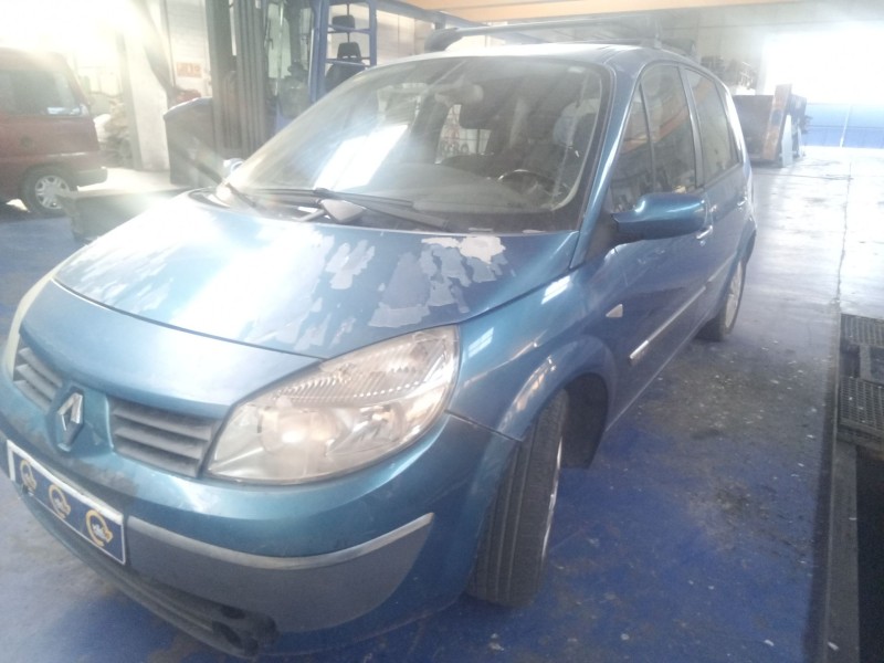 renault scenic ii del año 2004