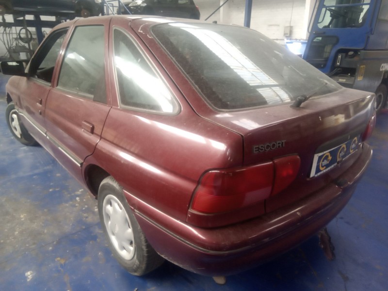 ford escort berlina/turnier  | 0.91 - ... del año 1994