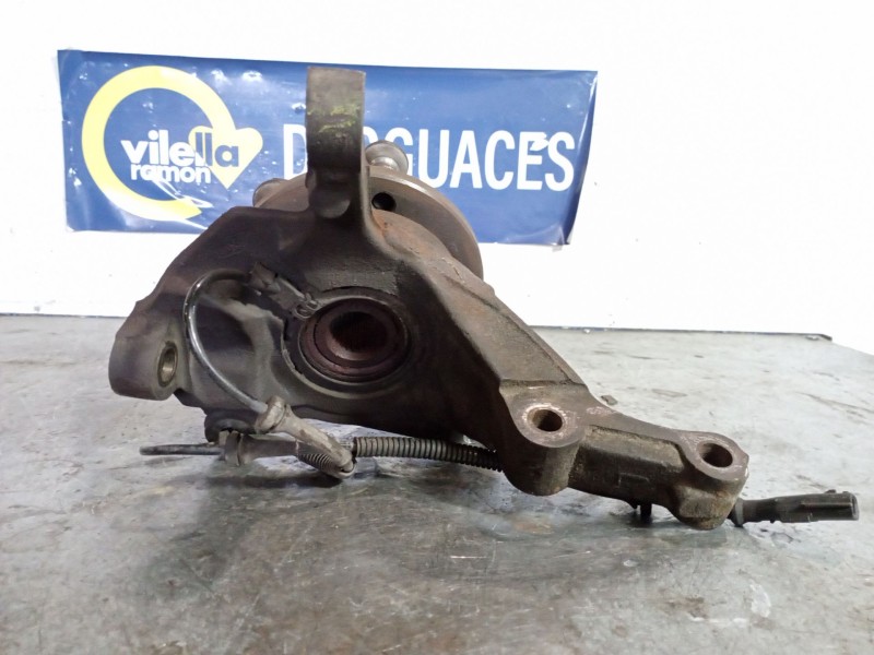 Recambio de mangueta delantera izquierda para renault trafic (desde 5.89) 2.0 referencia OEM IAM   