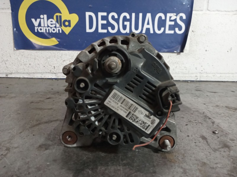 Recambio de alternador para renault megane iii berlina 5 p referencia OEM IAM TG12C078  