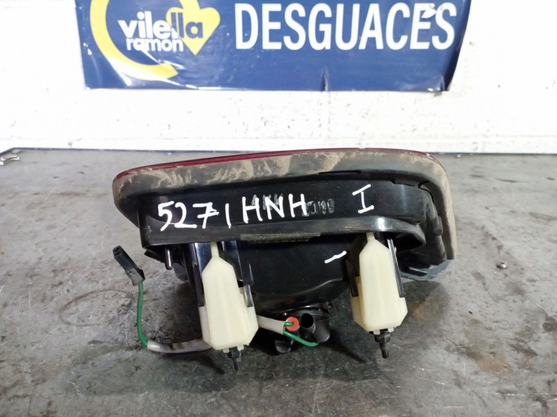 Recambio de piloto porton izquierdo para chevrolet orlando ltz referencia OEM IAM   
