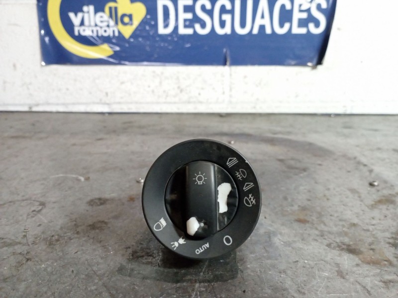 Recambio de mando luces para audi a4 berlina (8e) 2.0 20v cat (alt) referencia OEM IAM 8E0941531D  