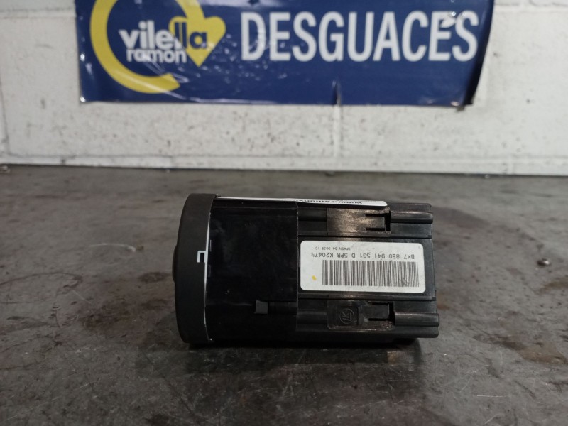 Recambio de mando luces para audi a4 berlina (8e) 2.0 20v cat (alt) referencia OEM IAM 8E0941531D  