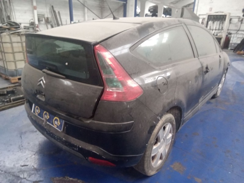 citroen c4 berlina del año 2008
