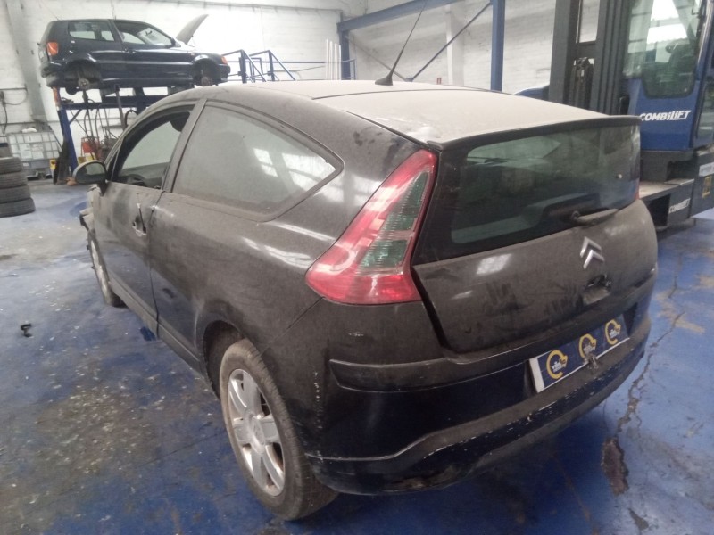 citroen c4 berlina del año 2008