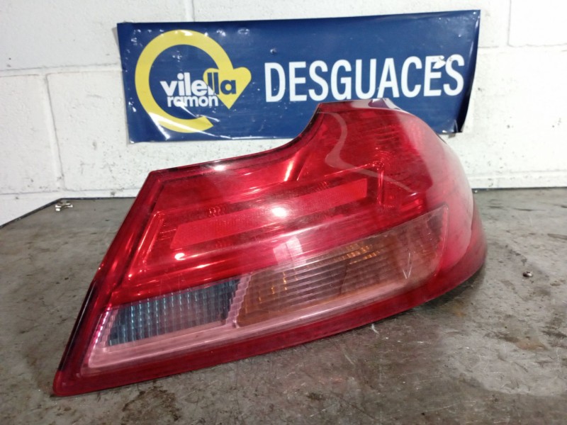 Recambio de piloto trasero derecho para opel insignia sports tourer cosmo referencia OEM IAM   