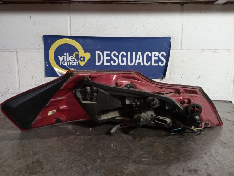 Recambio de piloto trasero derecho para opel insignia sports tourer cosmo referencia OEM IAM   