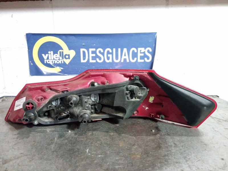 Recambio de piloto trasero izquierdo para opel insignia sports tourer cosmo referencia OEM IAM   