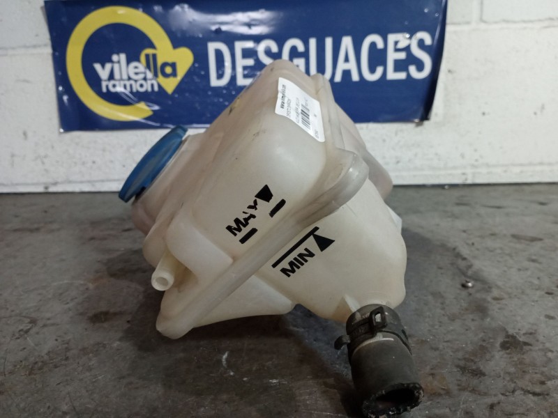 Recambio de deposito expansion para audi a4 berlina (8e) 2.0 20v cat (alt) referencia OEM IAM   