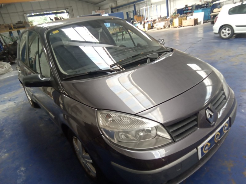 renault scenic ii del año 2005