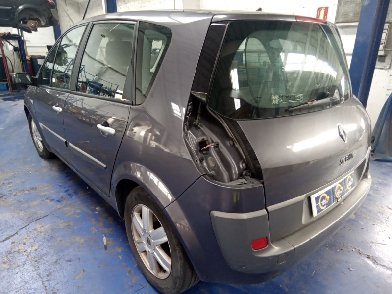 renault scenic ii del año 2005