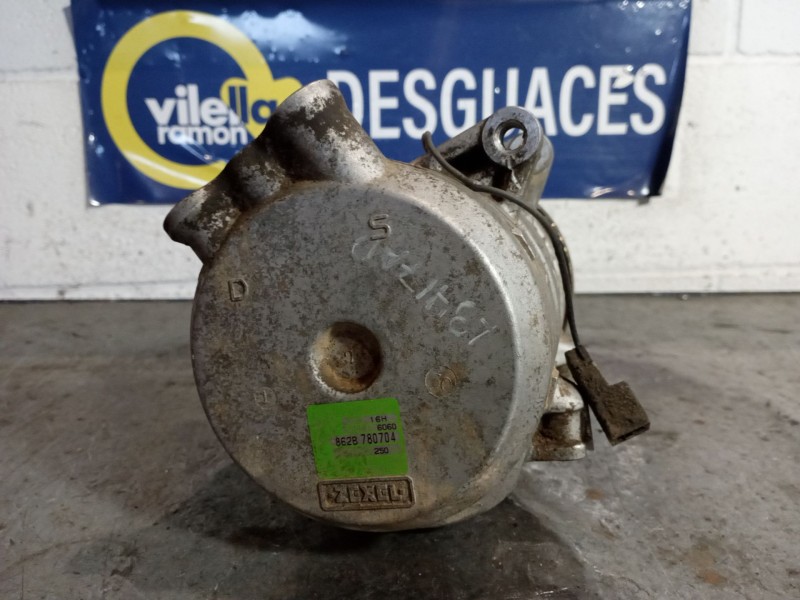 Recambio de compresor aire acondicionado para nissan trade caja/chasis 3.0 referencia OEM IAM 862B780704  