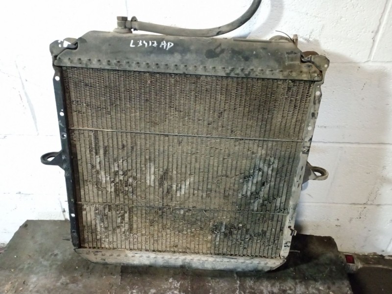 Recambio de radiador agua para nissan trade caja/chasis 3.0 referencia OEM IAM   