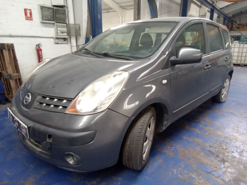 nissan note (e11e) del año 2006