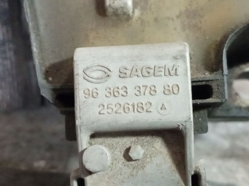 Recambio de bobina encendido para peugeot 307 break / sw (s1) 1.6 16v cat referencia OEM IAM 9636337880  