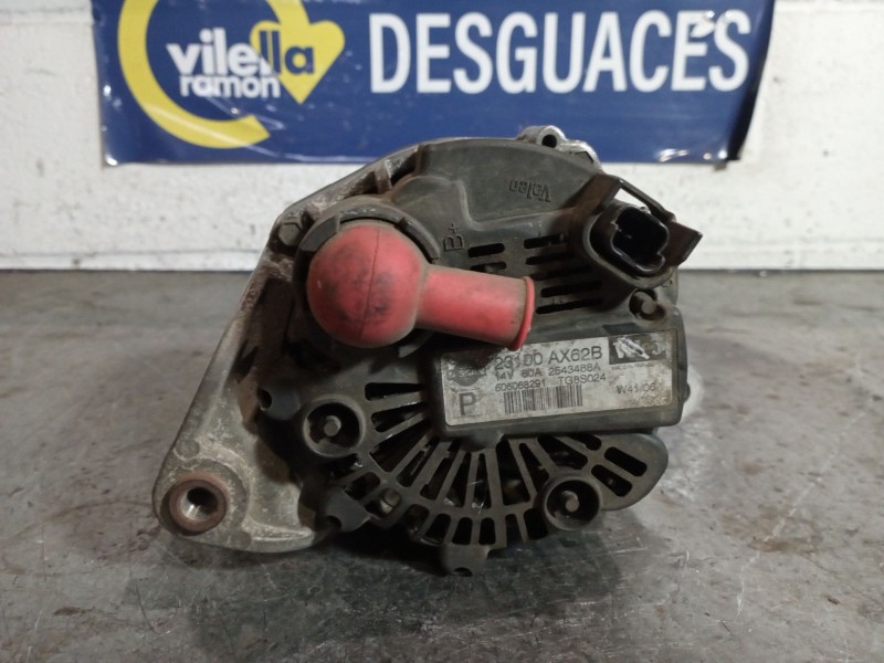 Recambio de alternador para nissan note (e11e) 1.4 cat referencia OEM IAM 23100AX62B TG8S024 14V 80A