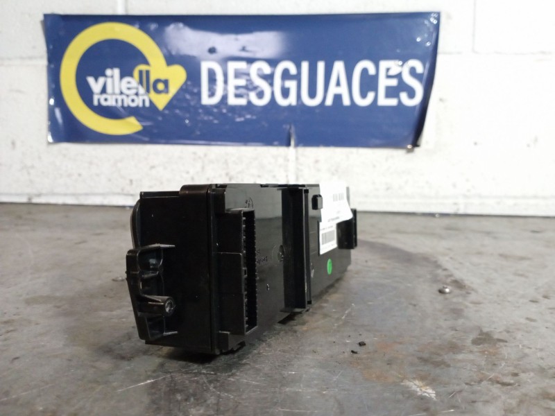 Recambio de mando climatizador para renault scenic iii  | 0.09 - ...  | 0.09 - ... referencia OEM IAM 275102769R  