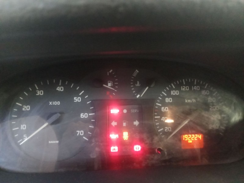 renault megane i fase 2 berlina (ba0)  | 0.99 - 0.02 del año 2001