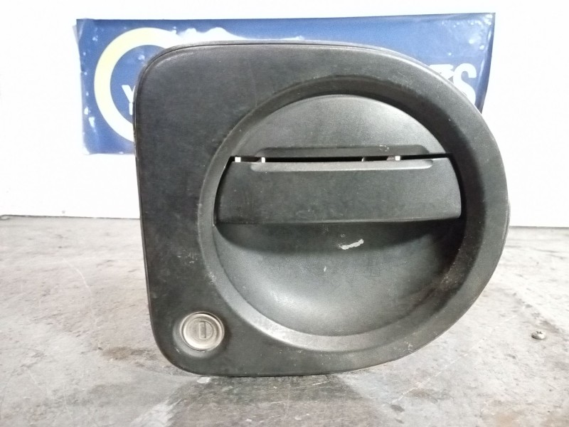 Recambio de maneta exterior delantera derecha para nissan cabstar 2.3 e referencia OEM IAM   