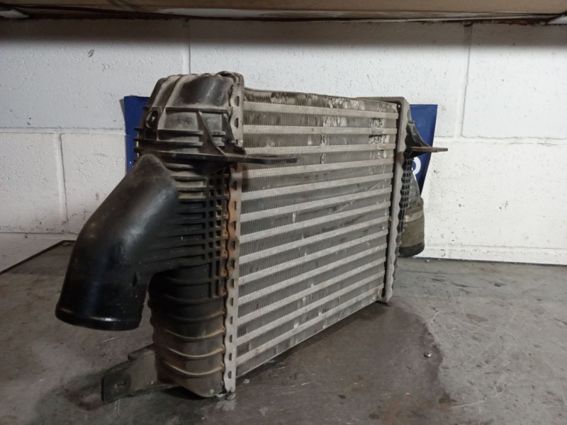 Recambio de intercooler para nissan cabstar 2.3 e referencia OEM IAM   