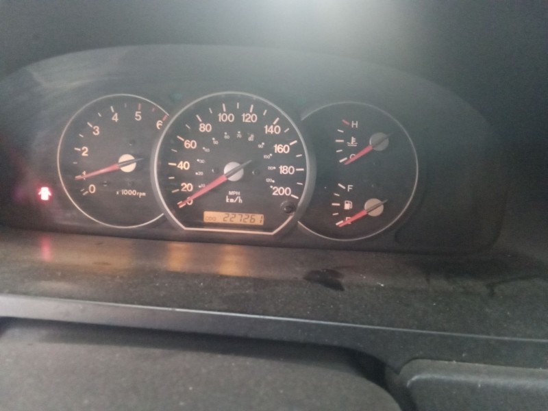 kia carnival del año 2002