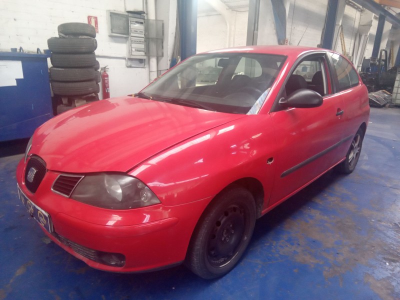 seat ibiza (6l1) del año 2004
