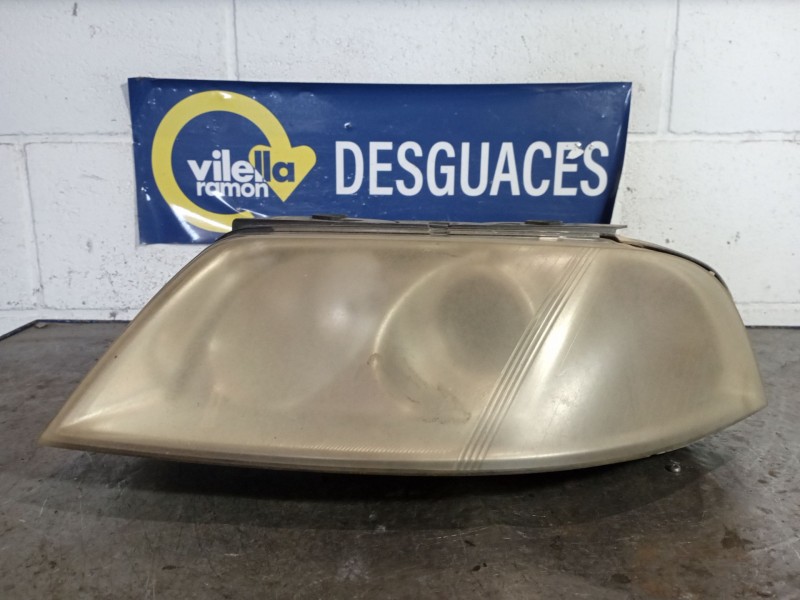 Recambio de faro izquierdo para volkswagen passat berlina (3b3) 1.9 tdi referencia OEM IAM   