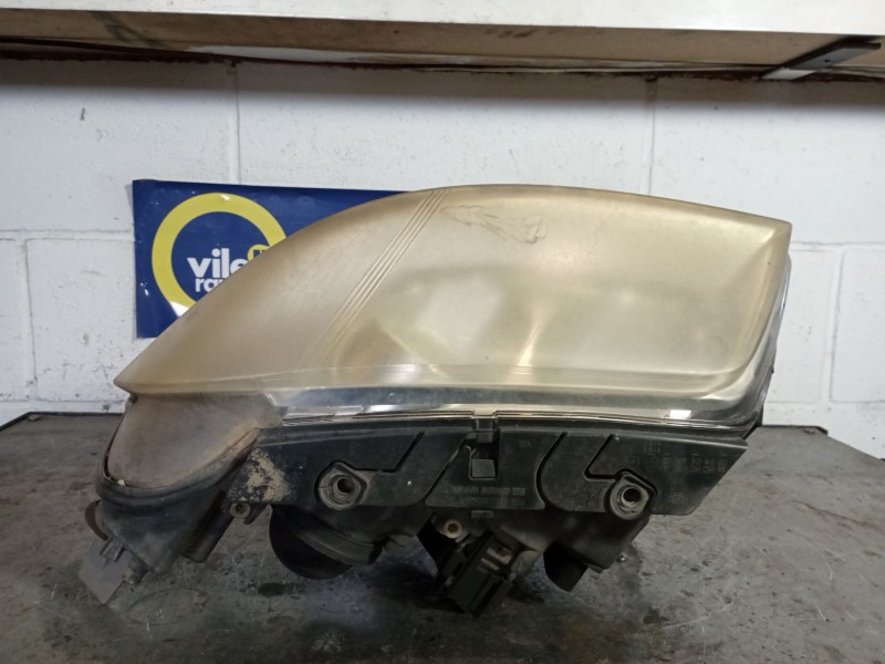 Recambio de faro izquierdo para volkswagen passat berlina (3b3) 1.9 tdi referencia OEM IAM   