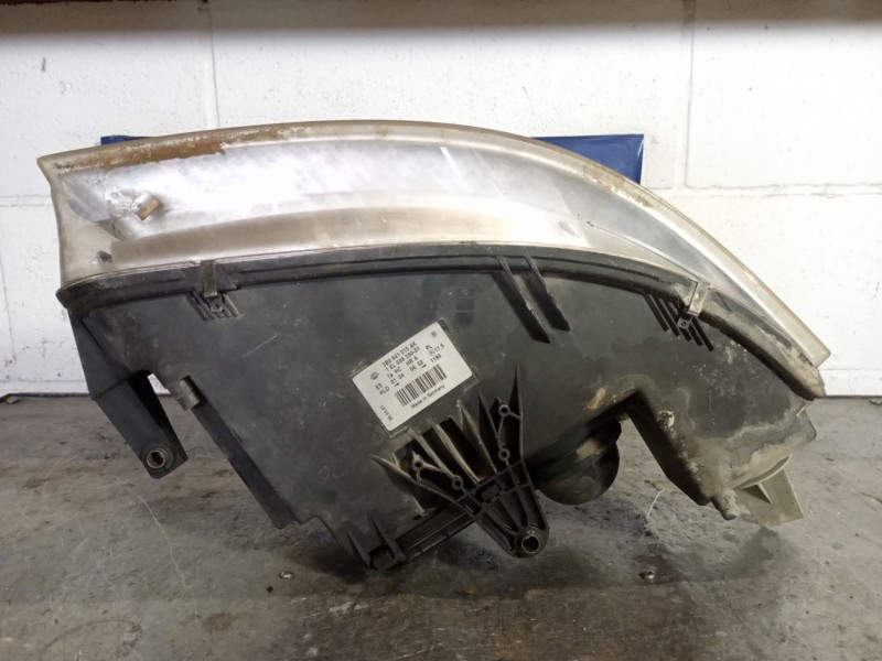 Recambio de faro izquierdo para volkswagen passat berlina (3b3) 1.9 tdi referencia OEM IAM   