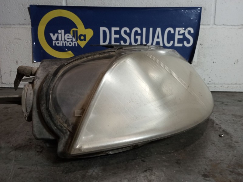 Recambio de faro derecho para volkswagen passat berlina (3b3) 1.9 tdi referencia OEM IAM   